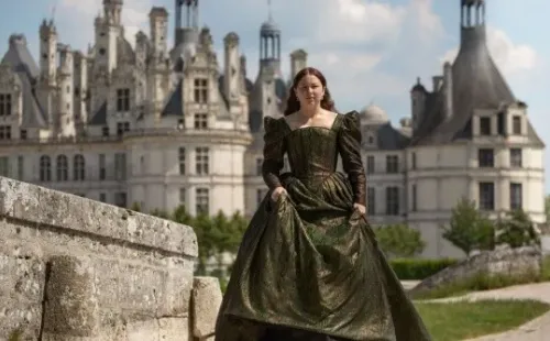 Liv Hill en The Serpent Queen. Foto: (Starz Play)