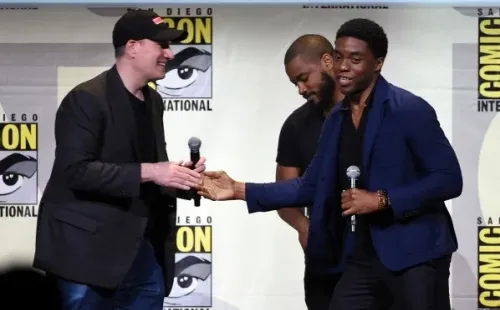Chadwick Boseman y Kevin Feige. Foto: (Getty)