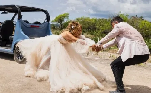 Bodas de Plomo está por estrenarse. Foto: (Prime Video)