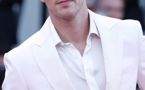Nicholas Hoult reemplazará a Harry Styles (Getty).