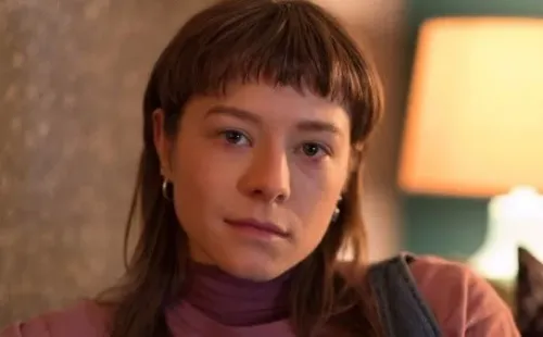 Emma D'Arcy en Wanderlust de Netflix (IMDb).