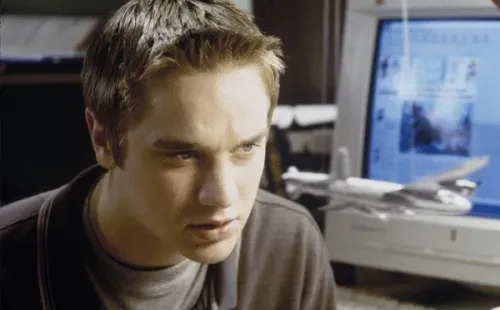 destino final ali larter devon sawa