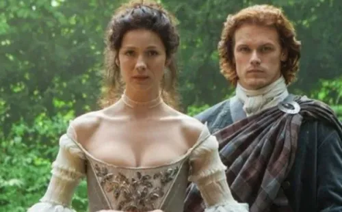 Jamie y Claire en el día de su casamiento. Foto: (IMDB)