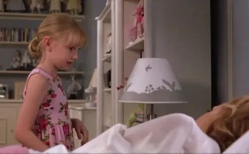 pequeñas grandes amigas dakota fanning brittany murphy