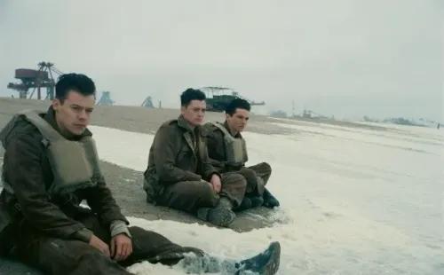Harry Styles participó en Dunkirk de Christopher Nolan (Prime Video).