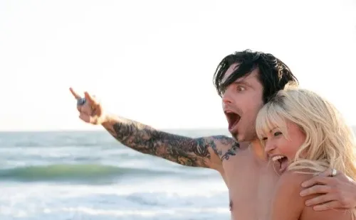 Pam & Tommy (Star+).