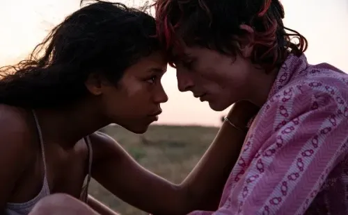 Timothée Chalamet y Taylor Russell protagonizan Bones and All (Warner Bros).