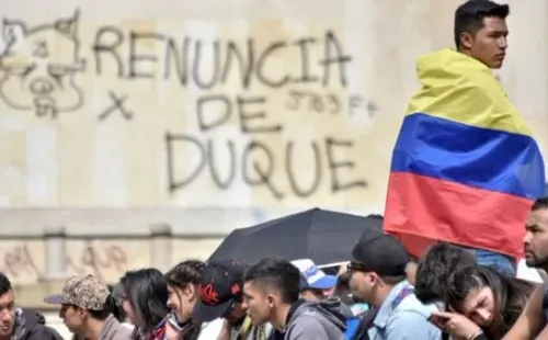 En un momento, las protestas eran dirigidas al entonces presidente Duque (Getty Images)