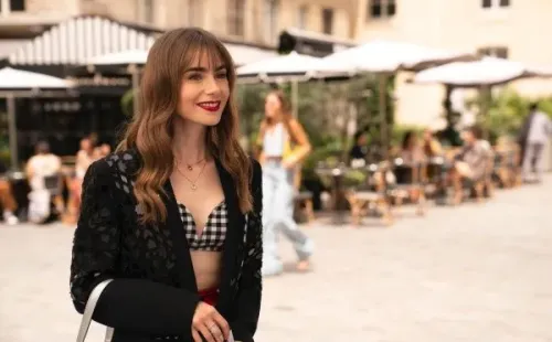 Lily Collins. Foto: (Netflix)