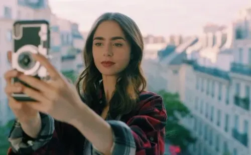 emily in paris netflix lily collins