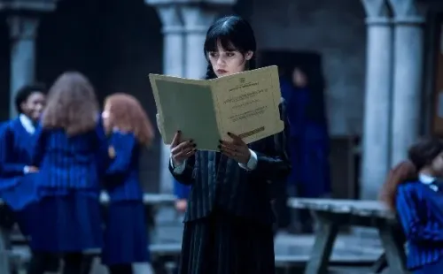 Merlina es fanática de la escritura. Foto: (Netflix)