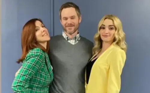 Aaron Ashmore en Ginny & Georgia. Foto: (IMDB)