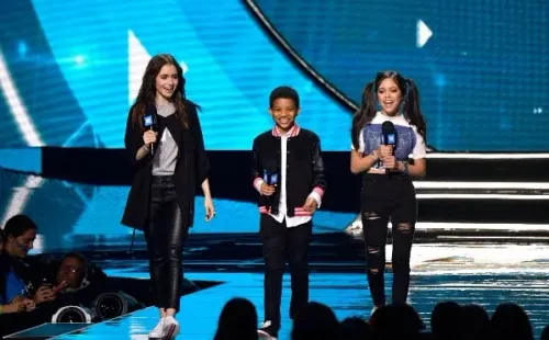 Lily Collins y Jenna Ortega juntas. Foto: (Getty)