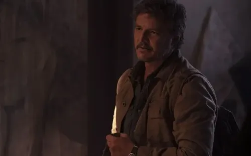 Pedro Pascal y Bella Ramsey protagonizan The Last of Us en HBO Max (IMDb).