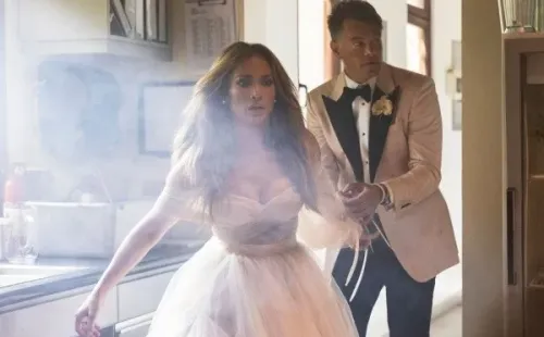 Josh Duhamel y Jennifer López. Foto: (Prime Video)