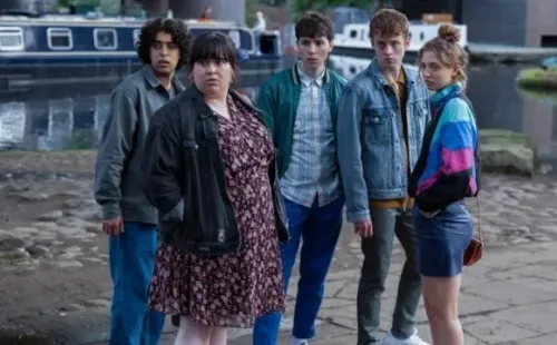 Ali Khan es Taz en Red Rose (Netflix).