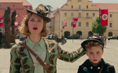 Scarlett Johansson en Jojo Rabbit (IMDb).