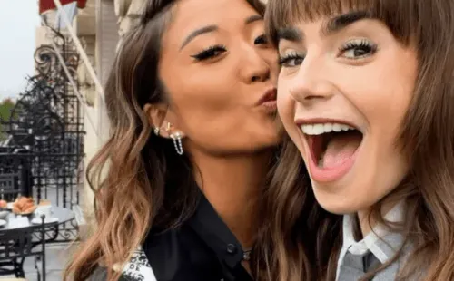 Ashley Park y Lily Collins