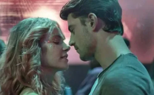 La chica y el cosmonauta es un furor. Foto: (IMDB)
