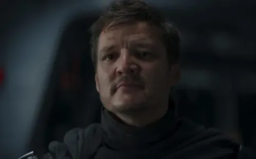 Pedro Pascal protagoniza la tercera temporada de The Mandalorian (Disney+).