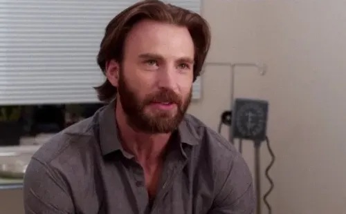 Chris Evans en The Red Sea Diving Resort (IMDb).