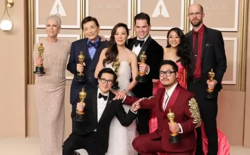 El equipo de Everything everywhere all at once. Foto: (Getty)