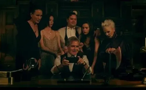 Samara Weaving protagonizó Boda Sangrienta en 2019 (IMDb).