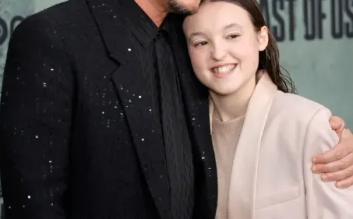 Pedro Pascal y Bella Ramsey protagonizaron The Last of Us (Getty).