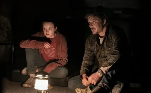 Pedro Pascal y Bella Ramsey protagonizarán la temporada 2 de The Last of Us (IMDb).