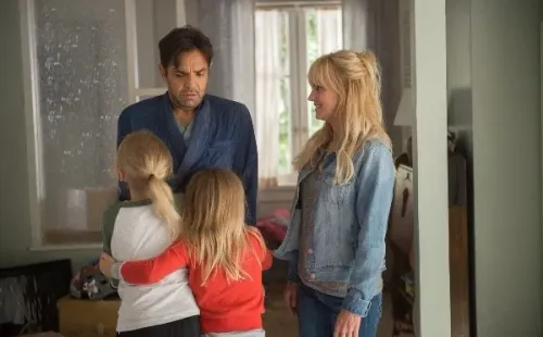 Overboard, la película con Eugenio Derbez y Anna Faris (IMDb).