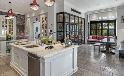Una casa repleta de lujos para Calvin Harris en pleno Beverly Hills (The Grosby Group)
