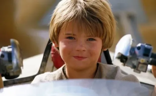 jake lloyd la amenaza fantasma