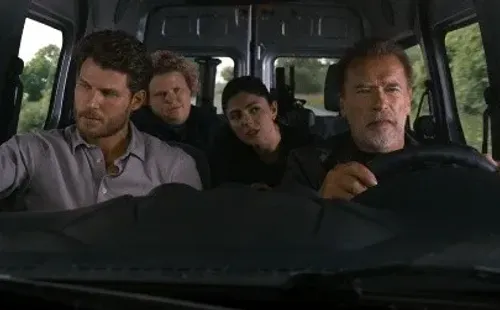 Arnold Schwarzenegger protagoniza Fubar (Netflix).