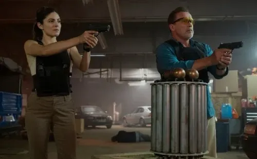 Arnold Schwarzenegger protagoniza Fubar (Netflix).
