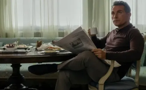 Rufus Sewell es Hal Wyler (Netflix).
