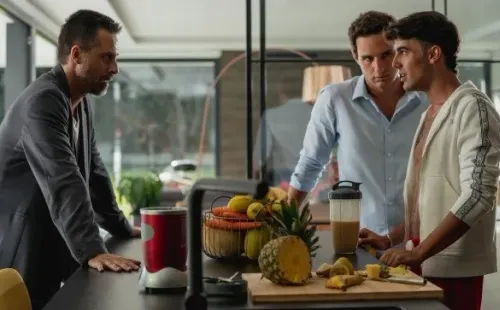 Pollos Sin Cabeza, la nueva serie española de la plataforma de streaming (HBO Max).