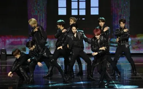 NCT, la exitosa banda en la que participa Jungwoo (Getty).