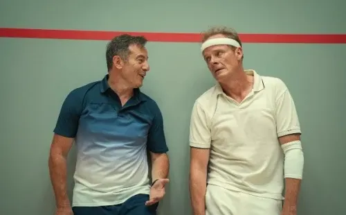 Jason Isaacs en Sex Education (Netflix).