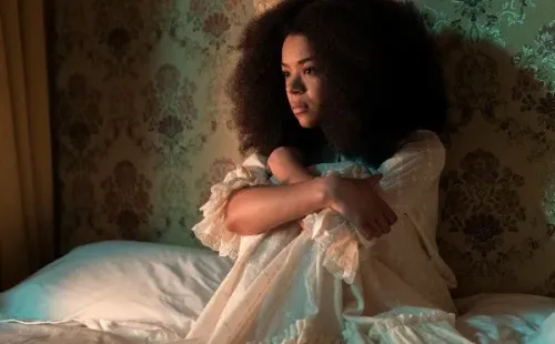 La cama de Queen Charlotte fue una réplica exacta. Foto: (Netflix)