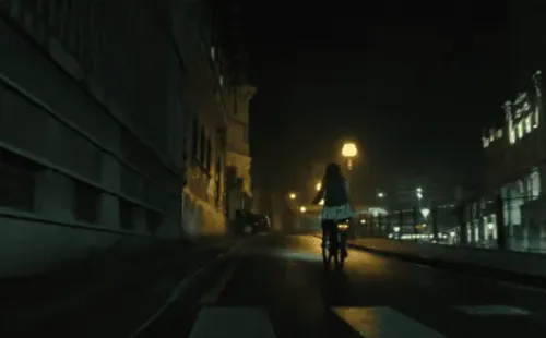 La serie comienza de manera tranquila pero enseguida somos absorbidos a una vorágine de violencia y suspenso. Imagen: @TrailersInSpanish