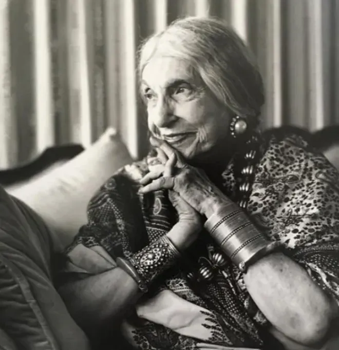 Beatrice Wood en una de sus últimas fotos. Imagen: Clarín.