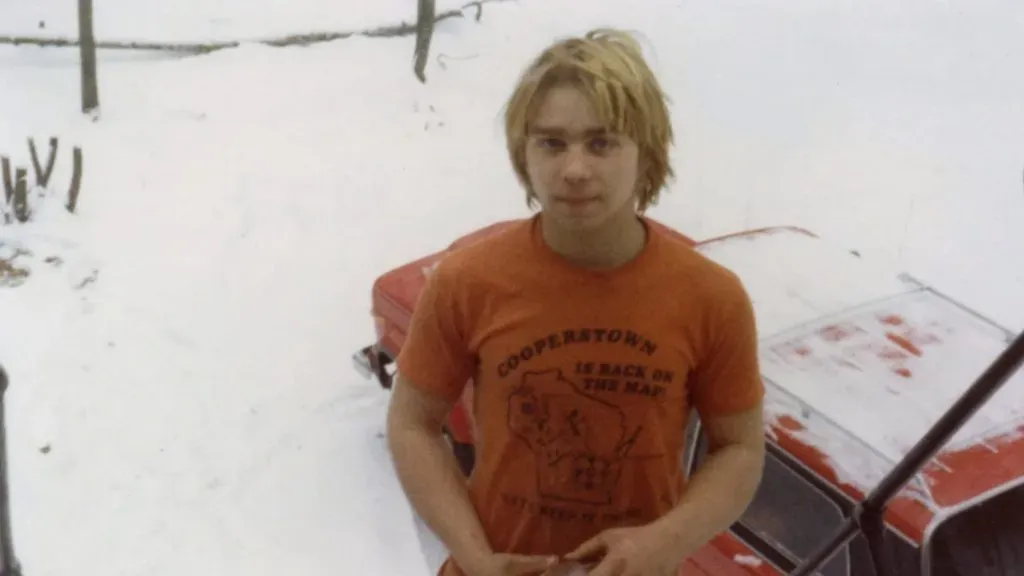 Making a murderer. (IMDb)