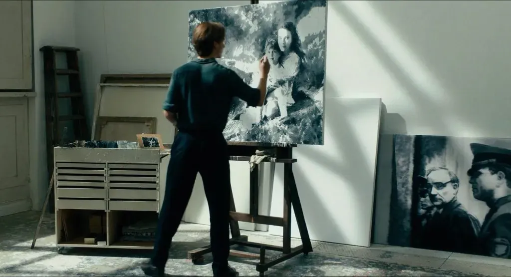 Never Look Away se prepara para abandonar Netflix. (IMDb)