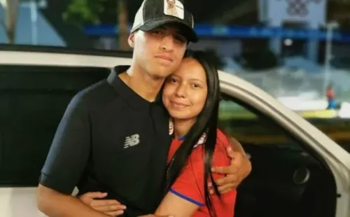 Ashley y Anthony se conocen desde la época de colegio y aún siguen juntos (La teja)