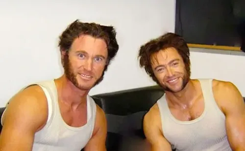 Jackman y Bradshaw tras las bambalinas de “X-Men” (Instagram)