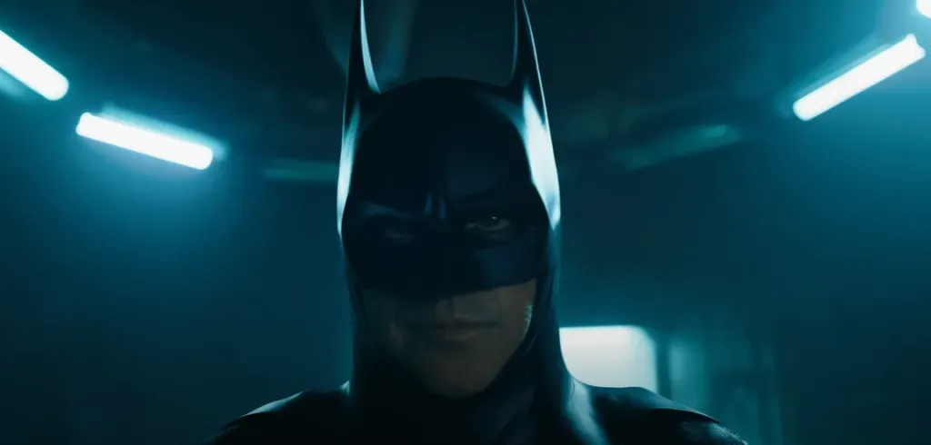 El Batman de Michael Keaton se roba la pantalla en The Flash. Imagen: @WarnerBrosPictures.