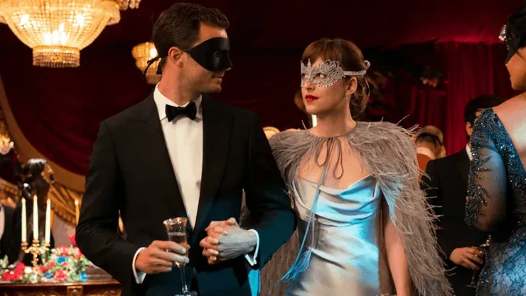 La autora E.L. James ha sido criticada por su calidad como narradora| Foto:Focus Features.