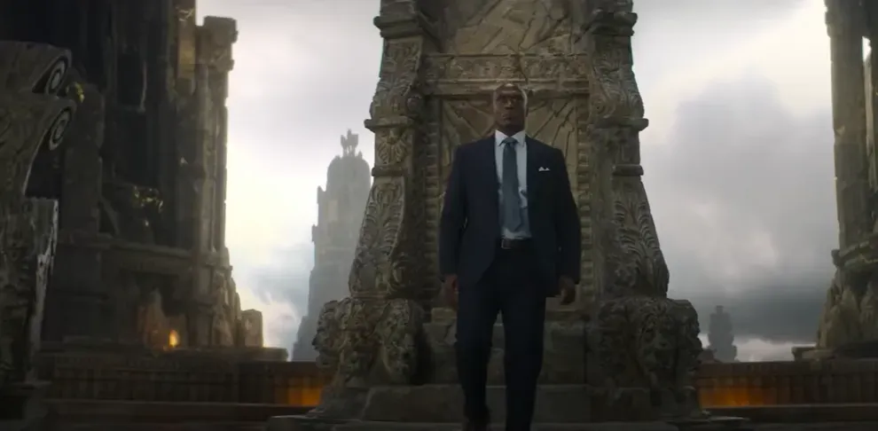 Lance Reddick será Zeus en esta nueva adaptación de la obra de Rick Riordan. @sensacinetrailers.