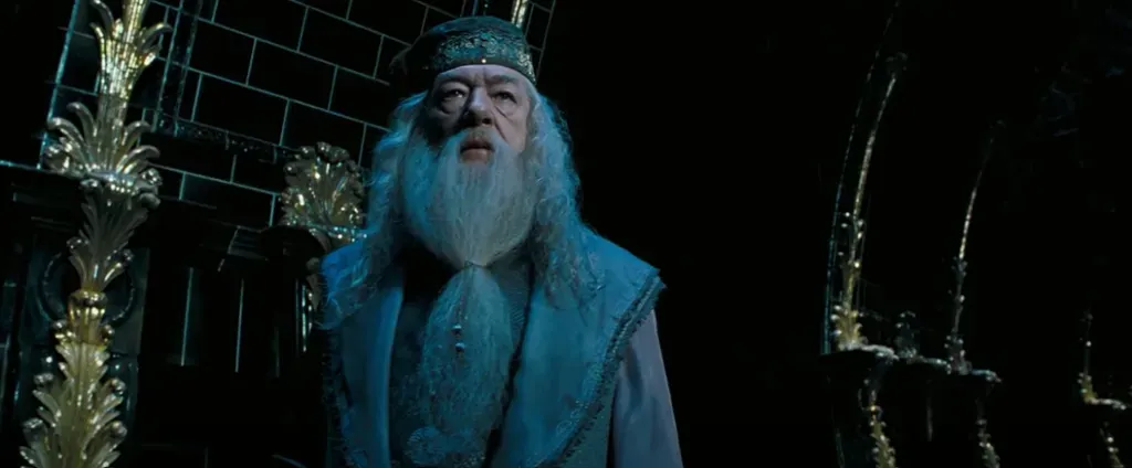 Este es Michael Gambon en el papel de Albus Dumbledore en Harry Potter. Imagen: @clipsla6154.