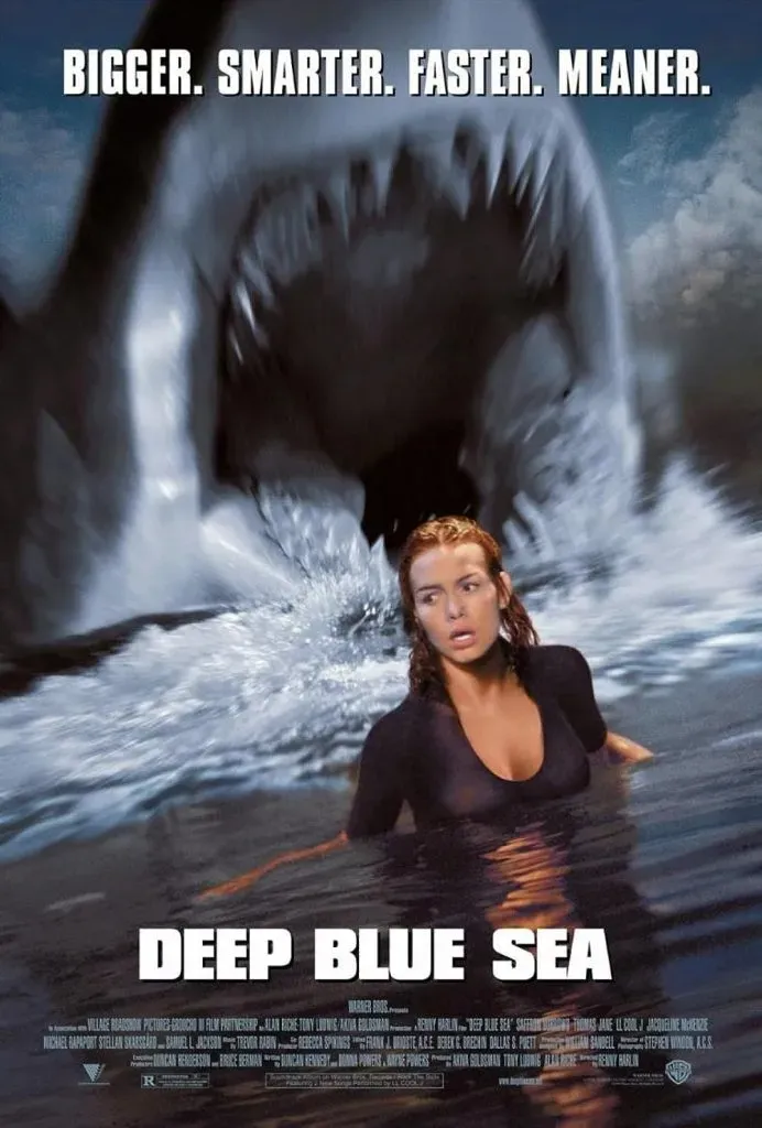 Deep blue sea. (IMDb)